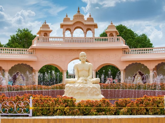 शेगाव – कारंजा लाड – माहूर तीर्थयात्रा