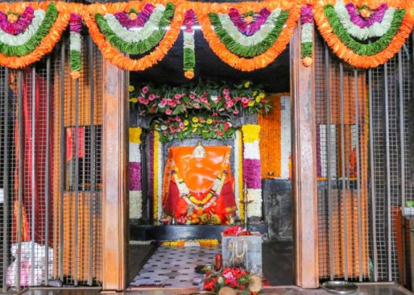 श्री गिरिजात्मक – लेण्याद्री